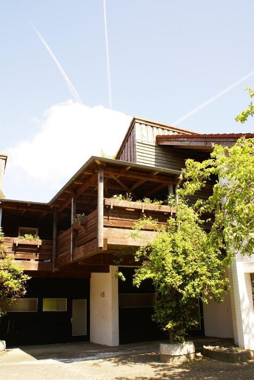 Motel Ostsee Lodge Ratekau Exterior photo
